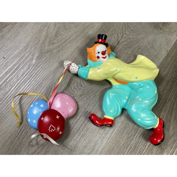 Vintage‎ UCGC Japan Ceramic Clown with Balloons Wall Hanging Decor - Picture 1 of 8